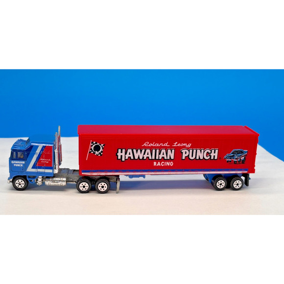 Vintage Road Champs HO 1/87 Die cast HAWAIIAN Punch Racing Semi Truck Trailer - Picture 3 of 14